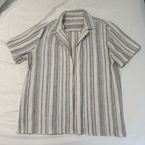 Zara White and Gray Striped Short Sleeve Button-Down Shirt